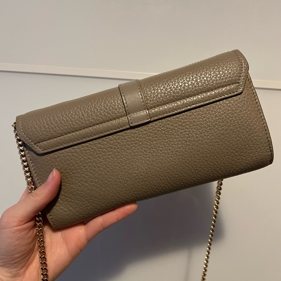 Chloe Aby Wallet On Chain - Picture 9 of 10